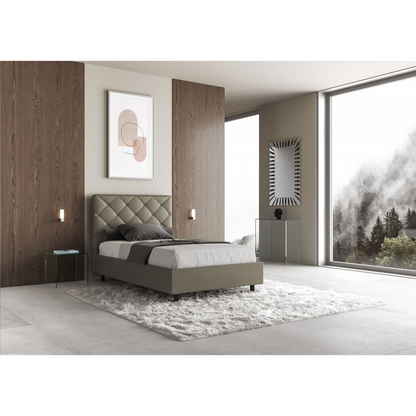 20f12df05e639b18eefaec966b213301